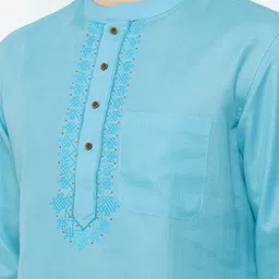 Arch element Floral Embroidered Mandarin Collar Thread Work Cotton Short Kurta image 3