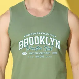 WOOSTRO Pack Of 2 Printed Combed Cotton Gym Vests -VWS26(RUN PEACH)(BKLN LGTGREEN) image 2