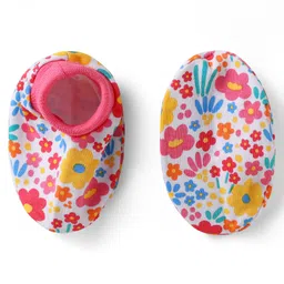 Babyhug 100% Cotton Interlock Knit Mittens & Booties With Floral Print - Pink image 5