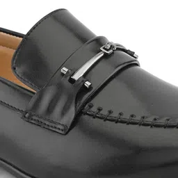 INVICTUS Men Formal Loafers image 5