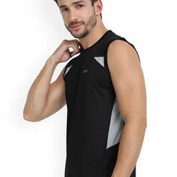 FTX Pack Of 4 Colourblocked Round Neck Bio-Wash Gym Innerwear Vests image 5