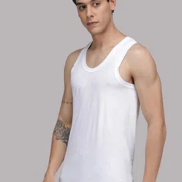 Sporto by Macho Pack Of 6 Cotton Undershirt Innerwear Vests image 4