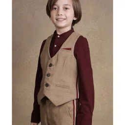 One Friday Woven Sleeveless Solid Waistcoat - Beige image 4