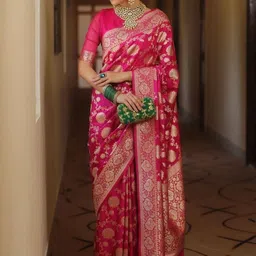 Aman's Impero Ethnic Motifs Woven Design Zari Saree-picture-27