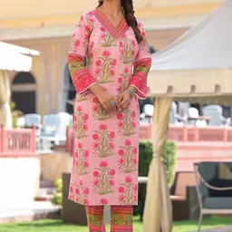 AUTUMN LANE Pavitra Candy Floral Printed V-Neck Pure Cotton Kurta With Trousers image 5