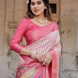 ALMAARI FASHION Checked Zari Pure Silk Banarasi Saree image 3