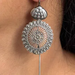 THE NAKHRA STORE Circular Shaped Oxidized Ear Cuff image 5