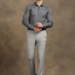 Turtle Men Standard Slim Fit Printed Formal Shirt image 3