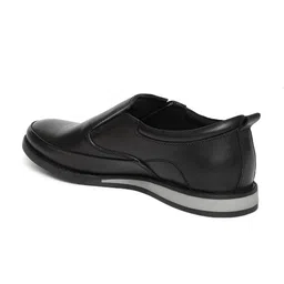 Red Chief Men Black Semiformal Leather Slip-On Shoes image 2