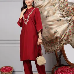 Nayam By Lakshita Floral Embroidered Thread Work A-Line Kurta With Trousers & Dupatta image 2