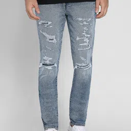 AMERICAN EAGLE OUTFITTERS Men Skinny Fit Mildly Distressed Heavy Fade Jeans-image-39