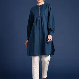Taavi Woven Legacy Pure Cotton Kurta image 2