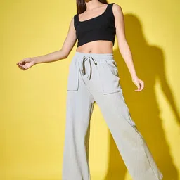 BUY NEW TREND Women Relaxed High-Rise Easy Wash Cargos Trousers image 4