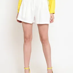 Sera Women White Solid Loose Fit Regular Shorts image 1