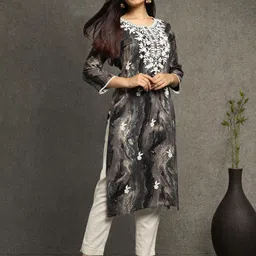 Mom&Bae Women Green Kurtas-image-9