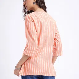 Anouk Rustic Striped V-Neck Straight Kurti image 5