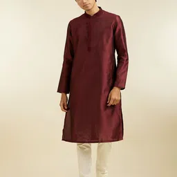 Diwas by Manyavar Men Thread Work Kurta image 1