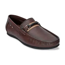 Hydes N Hues Men Brown Woven Design Loafers image 1