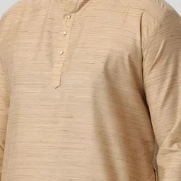 UATHAYAM Men Kurta image 2