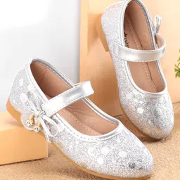 Cute Walk by Babyhug Ballerinas With Velcro Closure & Bow Applique - Silver-image-61