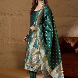 VredeVogel Women Ethnic Motifs Woven Design Kurta with Trousers & Dupatta image 2