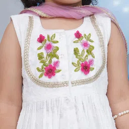Little Bansi Girls Floral Sleeveless Self Weaving Cotton Kurta Set with Dupatta image 4