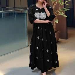 GoSriKi Women Ethnic Motifs Printed Regular Kurta with Trousers-picture-30