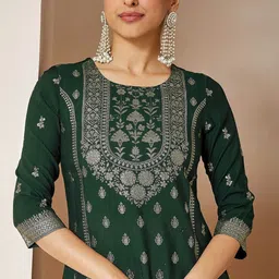 Janasya Women Floral Regular Kurta with Trousers & With Dupatta image 5