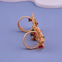 GC PREMIUM JEWELLERY Set Of 2 Gold-Plated Stones Studded & Beaded Toe Rings image 2