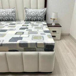 Pure Decor Grey & White Geometric 180 TC Queen Bedsheet with 2 Pillow Covers image 5