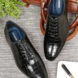 Kosher Men Textured Formal Lace Up Derbys-picture-40
