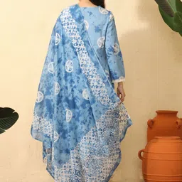 Sangria Women Floral Printed Regular Pure Cotton Kurta with Trousers & With Dupatta image 2