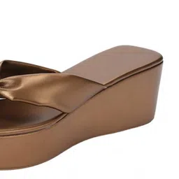 GLO GLAMP Wedge Sandals image 3