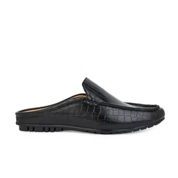 Styli Men Faux Leather Textured Loafer Mules image 5