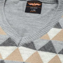 Park Avenue V-Neck Geometric Printed Pullover Sweater image 2