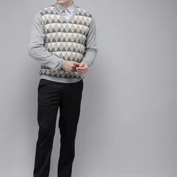 Park Avenue V-Neck Geometric Printed Pullover Sweater image 5