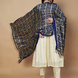 AKSHADEEP Women Bandhani & Patola Printed Art Silk Dupatta-picture-25