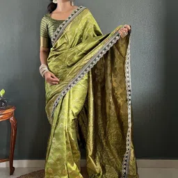 PRISHA FASHION Ethnic Motifs Zari Silk Blend Handloom Kanjeevaram Saree-image-7