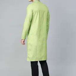 Manthan Men Green Solid Straight Kurta image 2