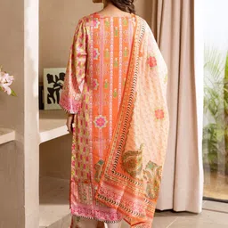 HERE&NOW Ethnic Motifs Printed V-Neck Kurta With Trousers & Dupatta image 2
