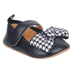 Baby Moo Houndstooth Designed Bow Applique Detailed Anti Skid Ballerinas - Black image 5