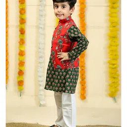 The Mom Store Cottom Full Sleeves Floral Printed Jacket And Kurta Pyjama Set - Red image 4