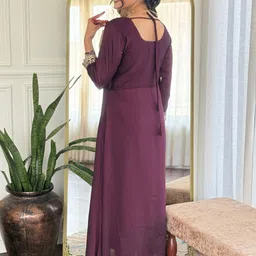 Navlik Women Ethnic Motifs Embroidered Regular Kurta with Trousers & Dupatta image 3