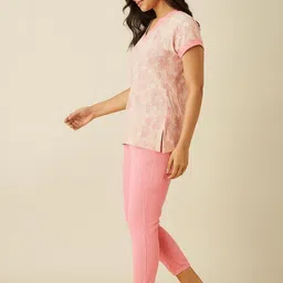 The Kaftan Company Printed V Neck T-Shirt With Jogger Co-Ords image 3