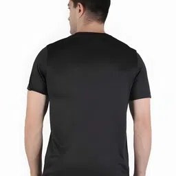 SZN Men Printed Monochrome Pockets T-shirt image 3