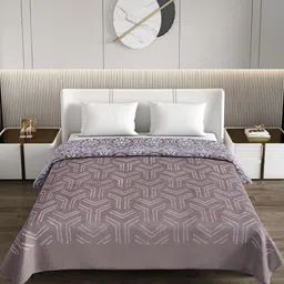 Monte Carlo Purple & White Floral Heavy Winter 800 GSM Double Bed Blanket image 3