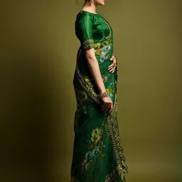 KALINI Georgette Flower Printed Saree With Unstitched Blouse Piece image 5