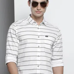 The Indian Garage Co Men White & Black Horizontal Stripes Striped Cotton Casual Shirt-picture-37