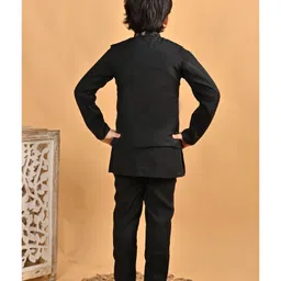 BT DEZINES Full Sleeves Solid Coordinating Kurta & Pyjama With Sequins Embellished Jacket Set - Black image 3