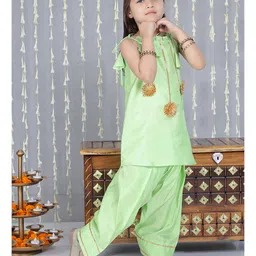 KID1 Silk Woven Sleeveless Floral Gotta Lace Embellished Kurti With Parsi Salwar Set - Green image 4